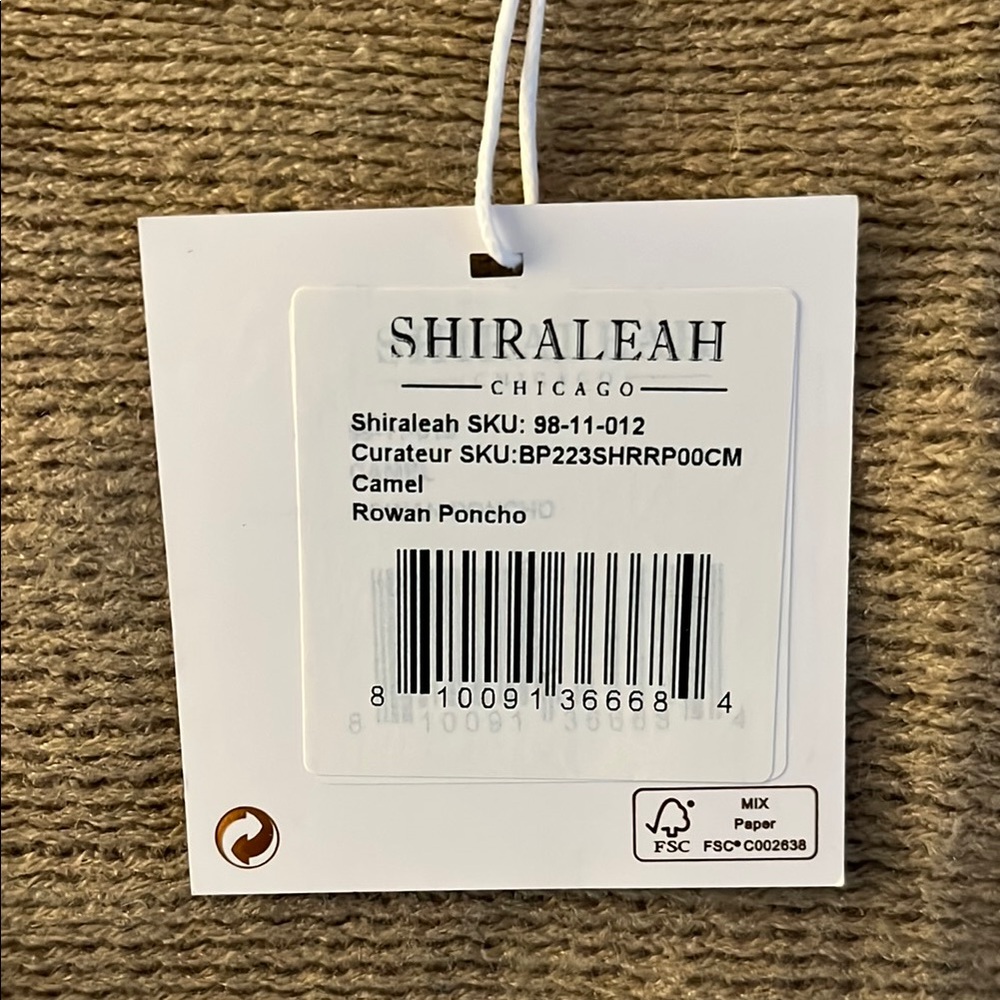 Elegant Tan poncho/shawl. never worn with tags - Picture 2 of 3